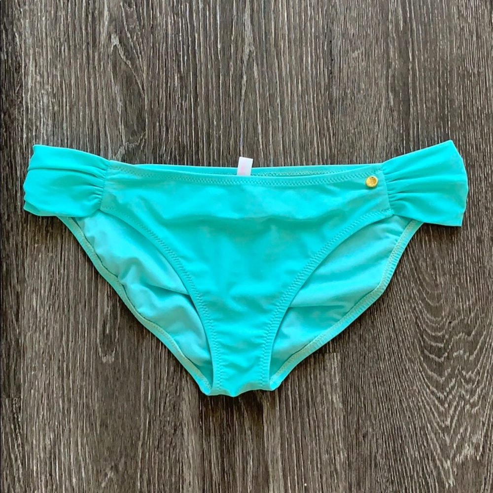 Bikini bottoms